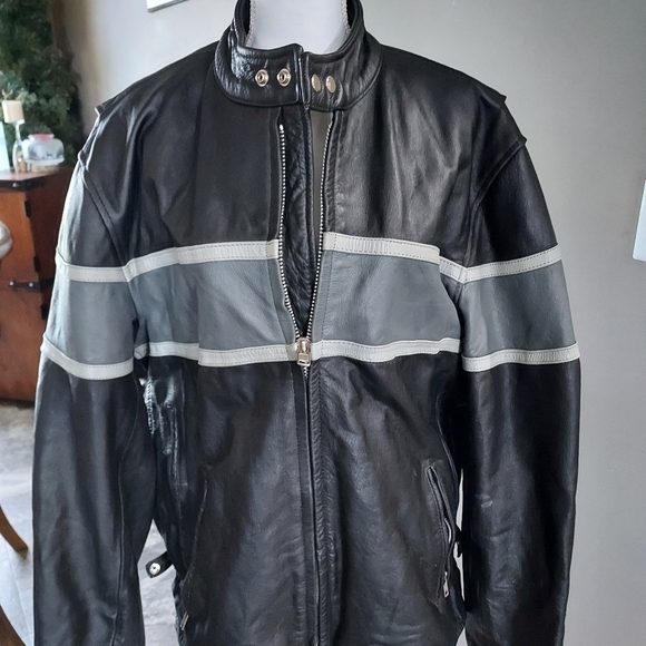 Mens heavy leather biker jacket. Size 48. - Picture 1 of 7